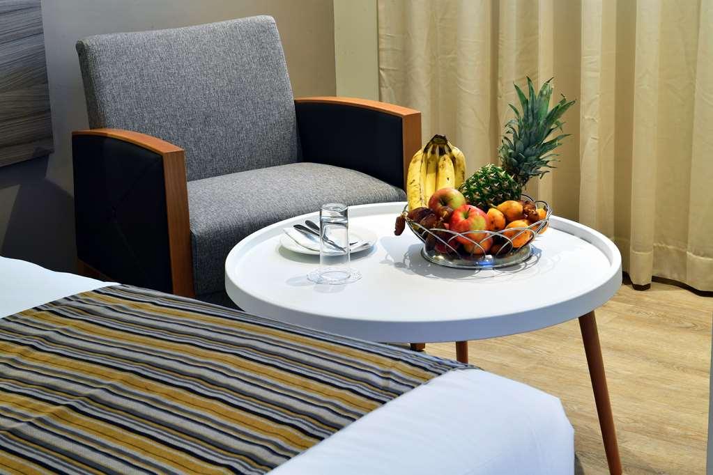 Tulip Inn Naya アルジェ 部屋 写真